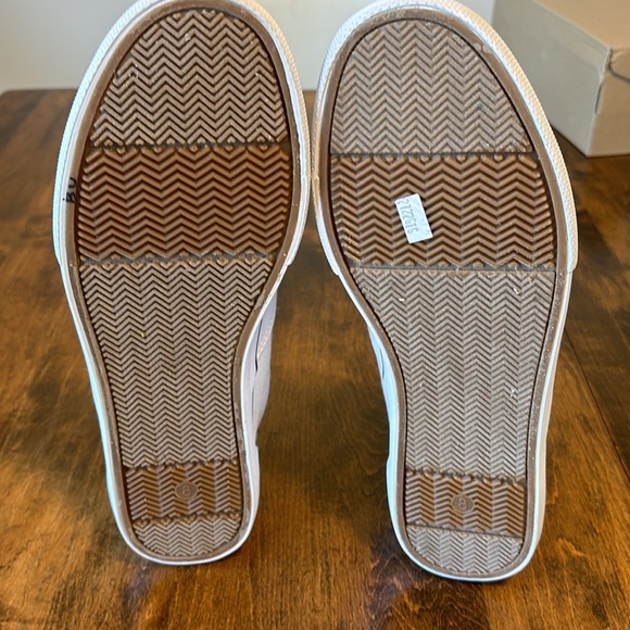 Men’s sneakers. - Picture 6 of 7